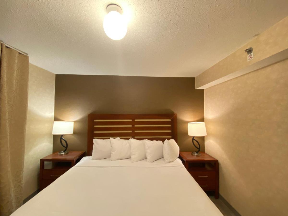 Wyndham Garden Grand Rapids Airport Hotel Cascade Exterior foto