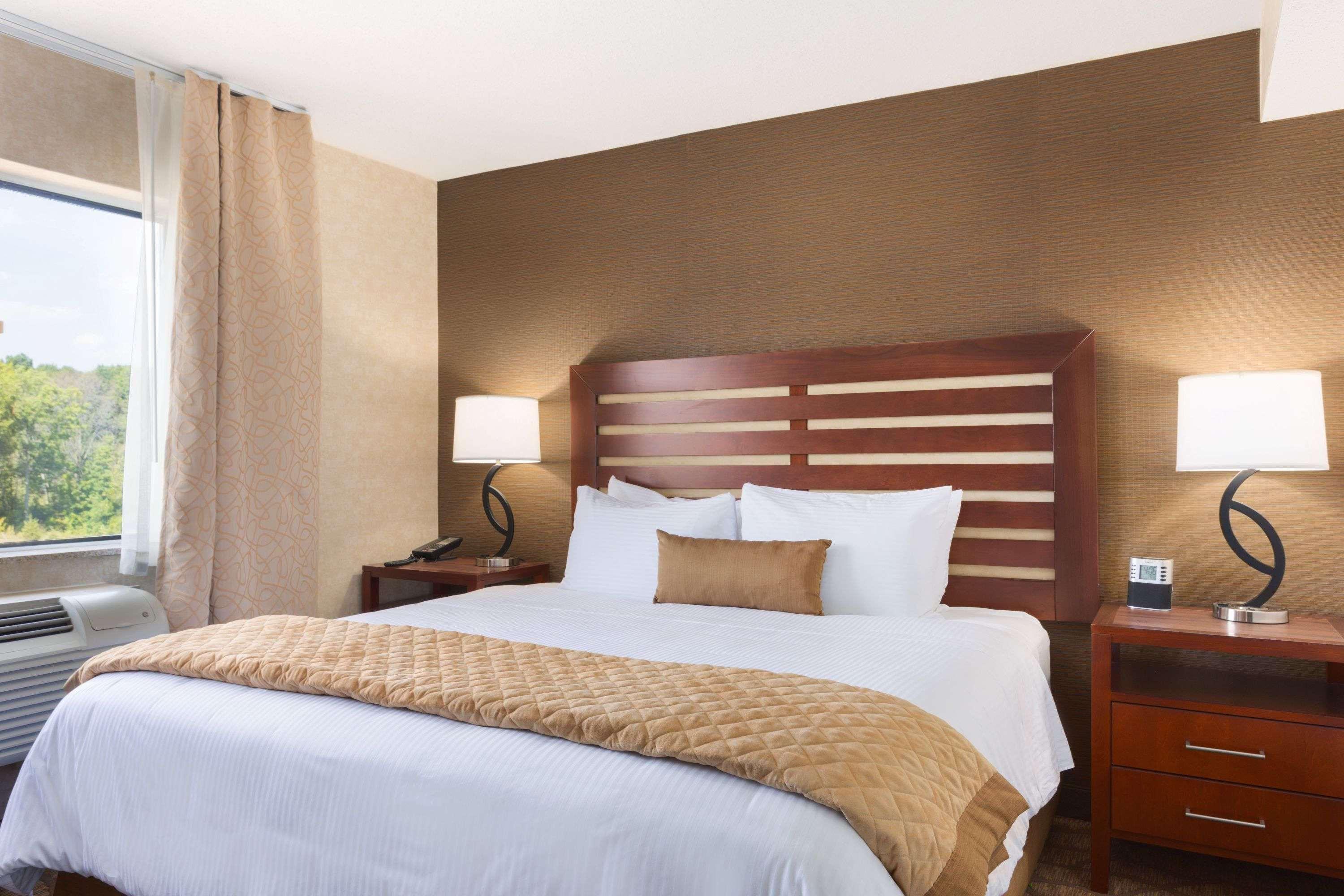 Wyndham Garden Grand Rapids Airport Hotel Cascade Exterior foto