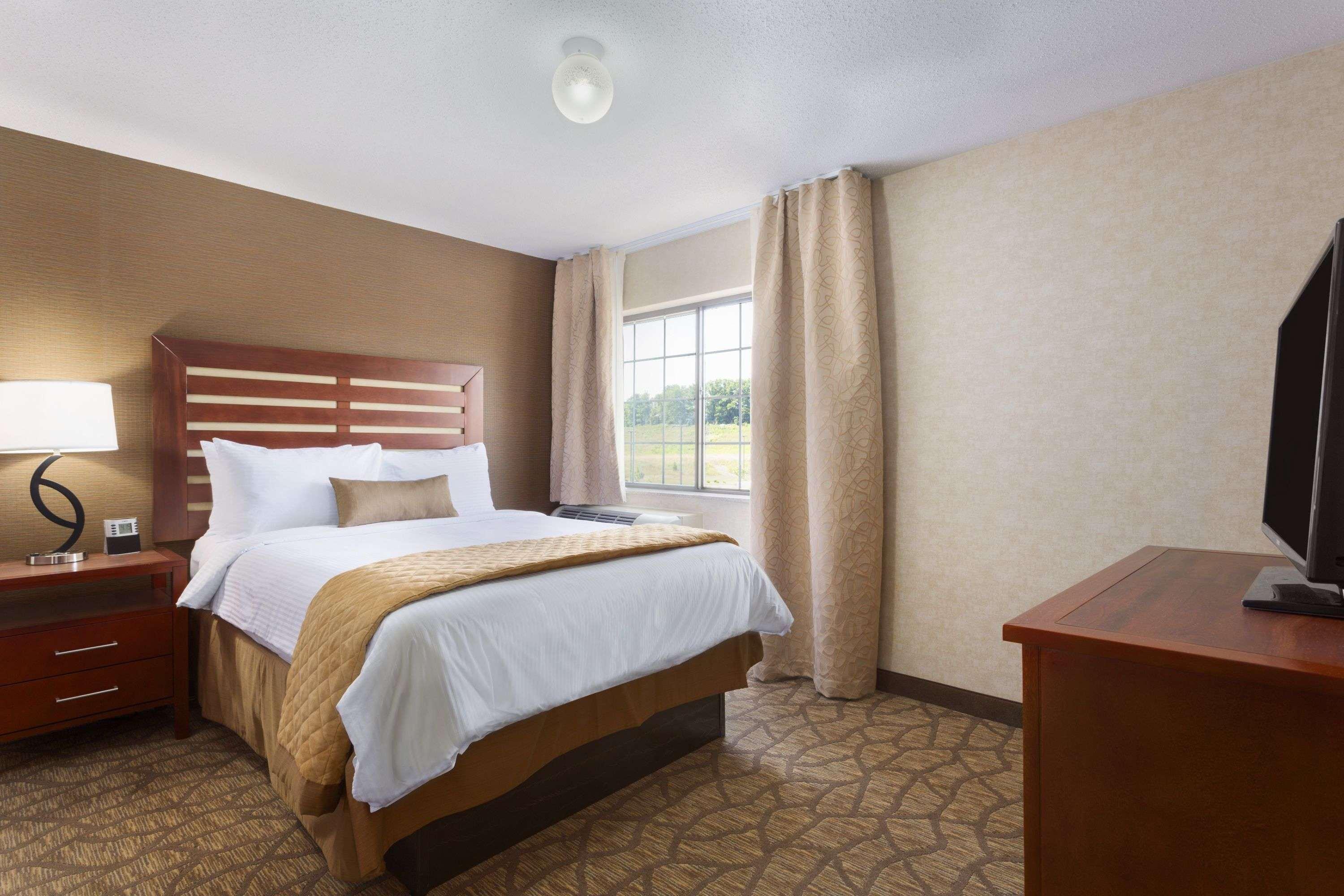 Wyndham Garden Grand Rapids Airport Hotel Cascade Exterior foto